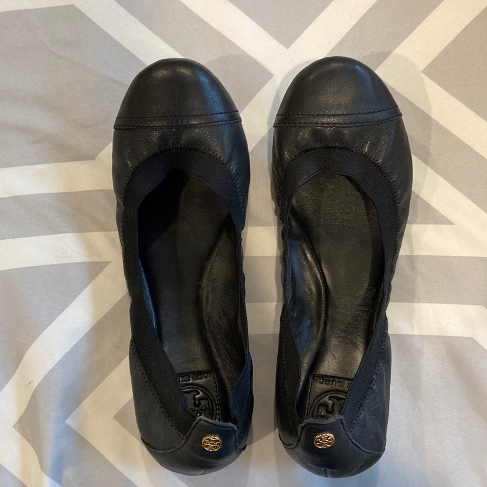 Black Tory burch flats